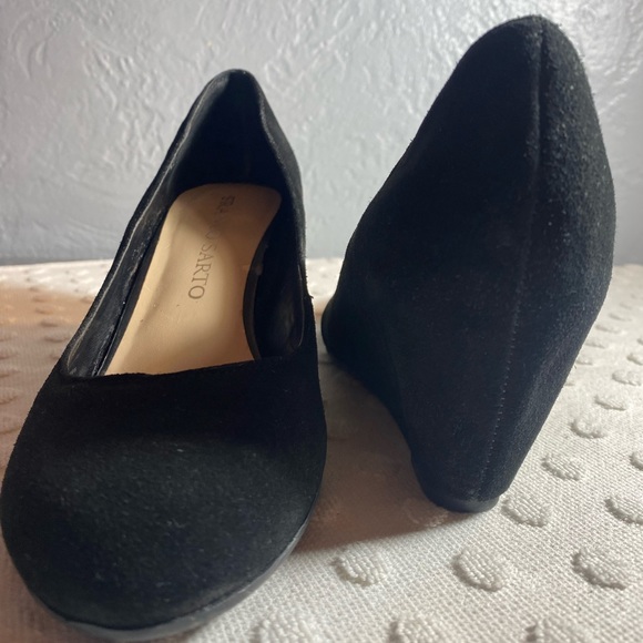 Franco Sarto Women's Black Suede Wedge Heel Shoes - Picture 5 of 16